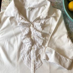 CAbi shirt with ruffled lace detail